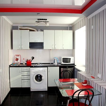 Apartment On Bohoiavlenskyi Avenue Mikolajiv Kültér fotó
